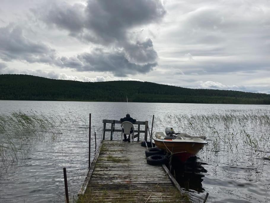 Lakeside Wilderness Cabin Jokkmokk Εξωτερικό φωτογραφία